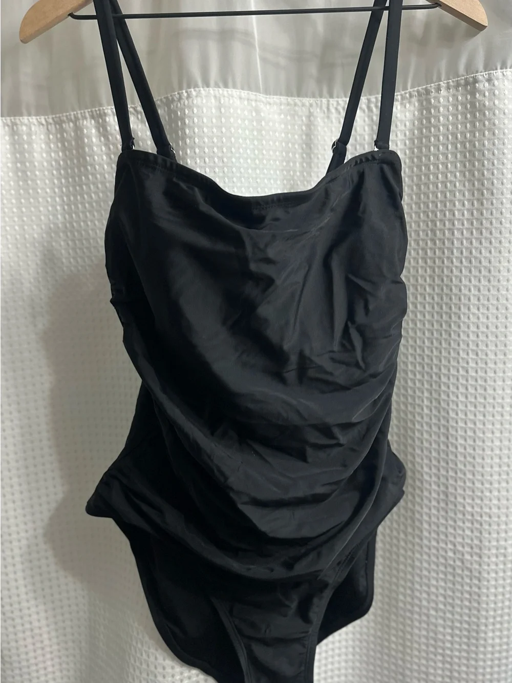 DKNY Swimsuit Black Bandeau Adjustable Strap Tummy Control One Piece XXL 2XL - Picture 4 of 8